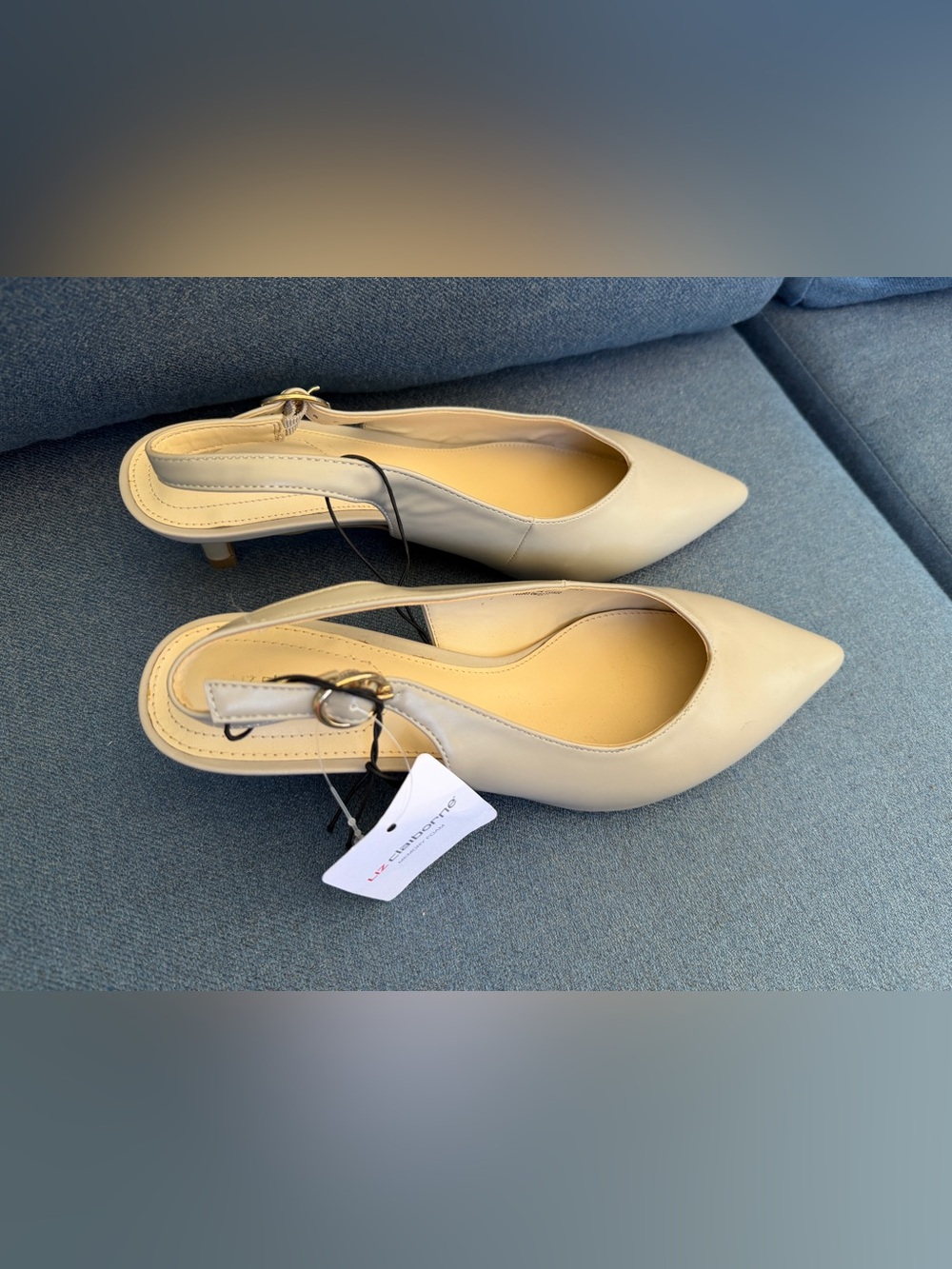 NWT Liz Claiborne memory foam taupe Pointed-Toe  Heels